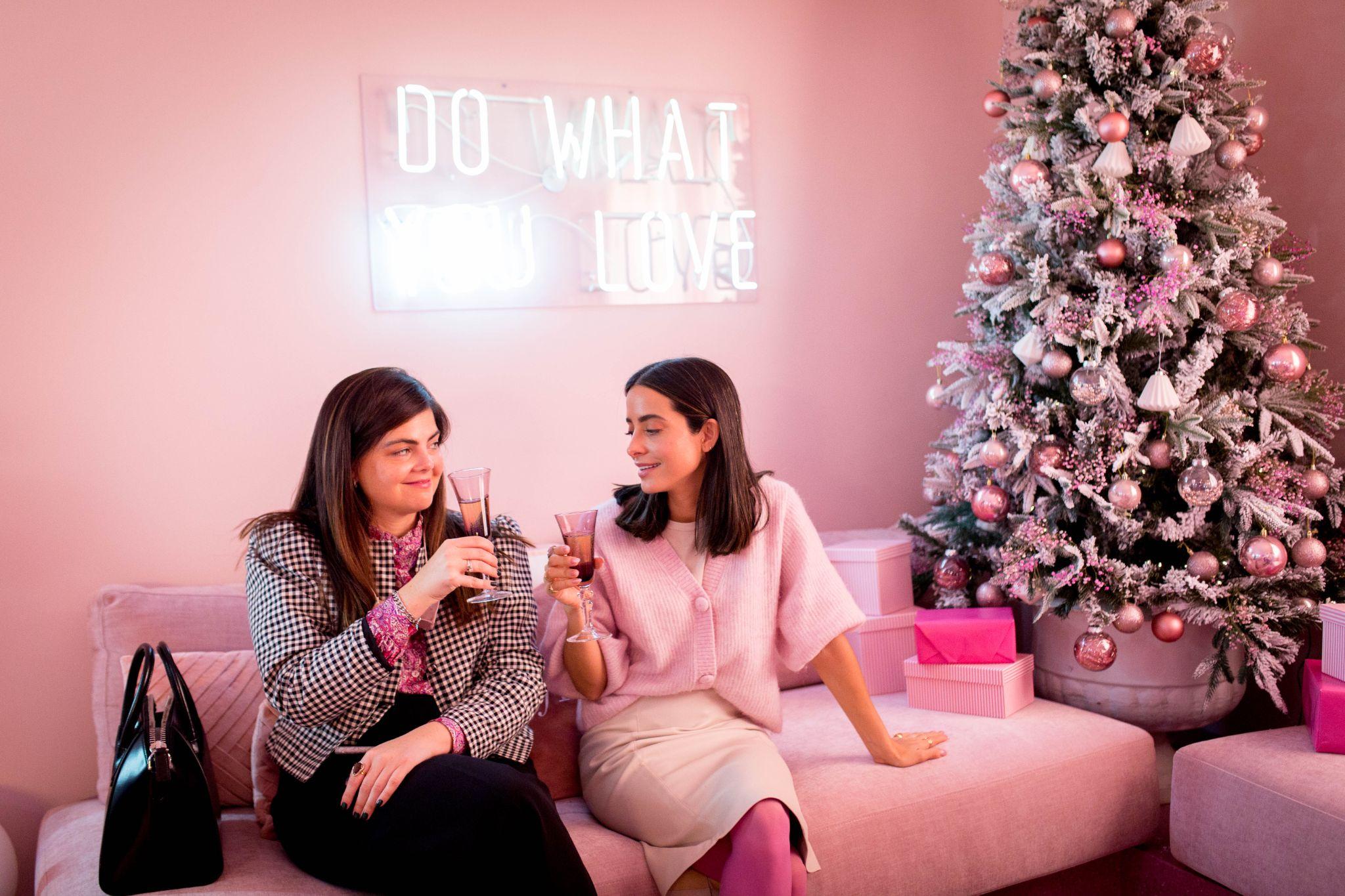 Foto de la Fiesta de navidad con influencers en tan solo ¡¡¡32m2!!!